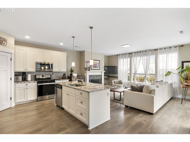 7238 S 11TH St, Ridgefield, WA 98642