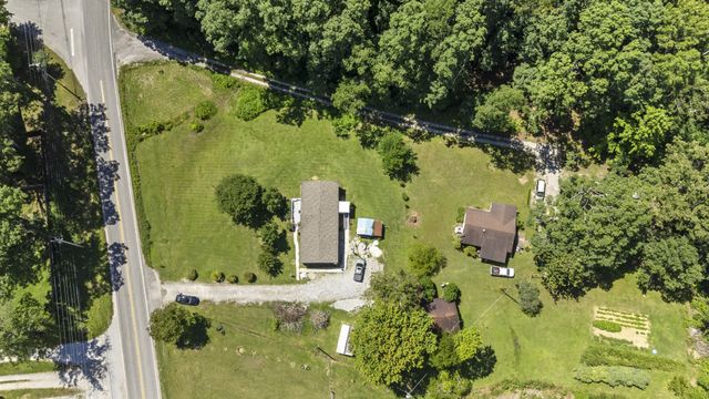 7495 Old Tullahoma Rd, Estill Springs, TN 37330