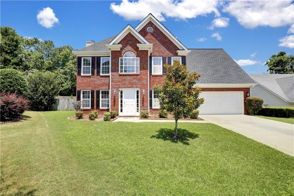 3205 Wellbrook Drive, Loganville, GA 30052