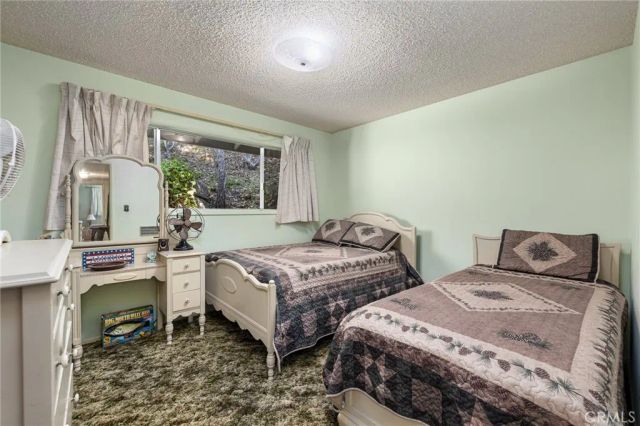 38980 Lake Point Court, Bass Lake, CA 93604