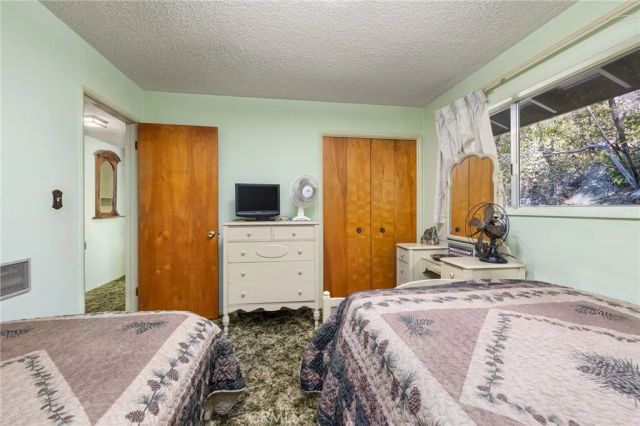 38980 Lake Point Court, Bass Lake, CA 93604