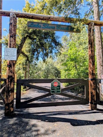 38980 Lake Point Court, Bass Lake, CA 93604