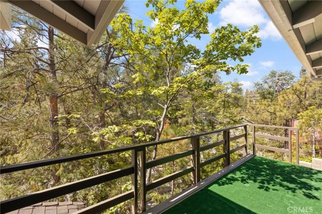 38980 Lake Point Court, Bass Lake, CA 93604