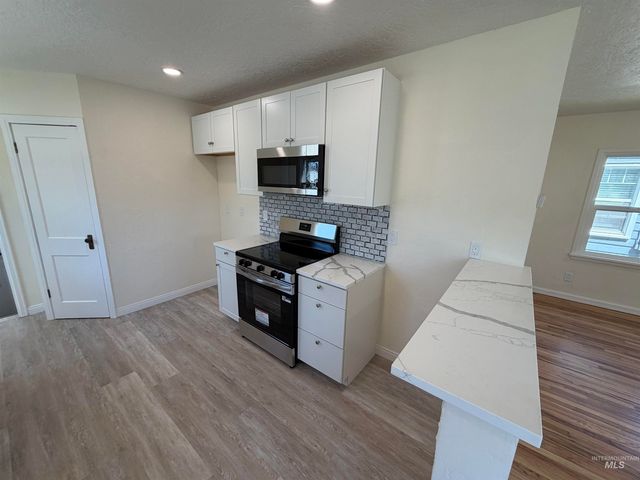 123 18th Ave S, Nampa, ID 83651