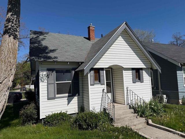 123 18th Ave S, Nampa, ID 83651