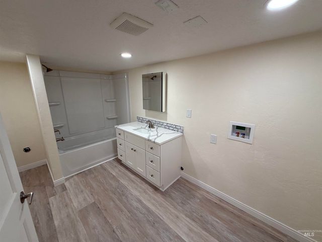 123 18th Ave S, Nampa, ID 83651