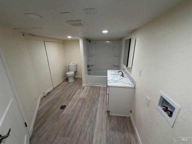 123 18th Ave S, Nampa, ID 83651
