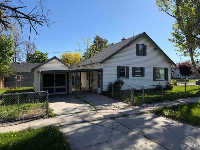 123 18th Ave S, Nampa, ID 83651