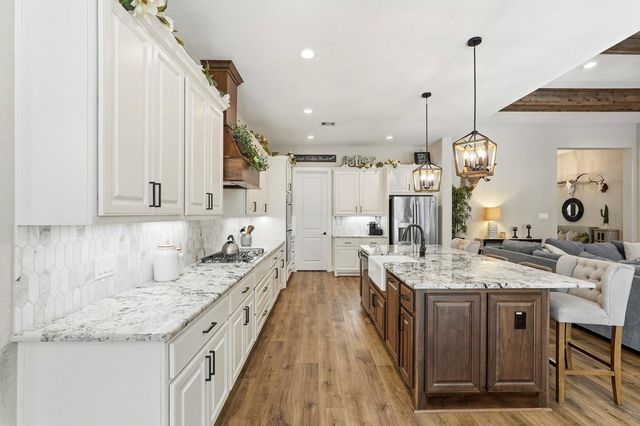 33710 Walnut Grove Drive, Magnolia, TX 77355