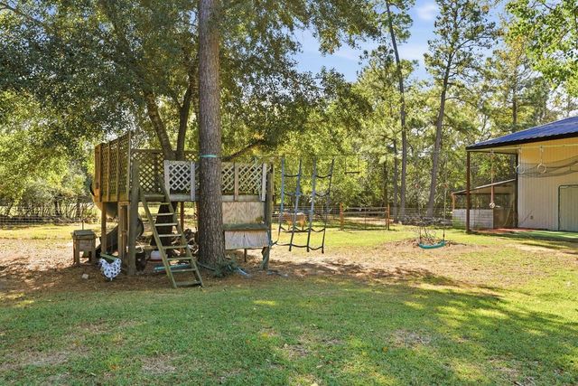 33710 Walnut Grove Drive, Magnolia, TX 77355