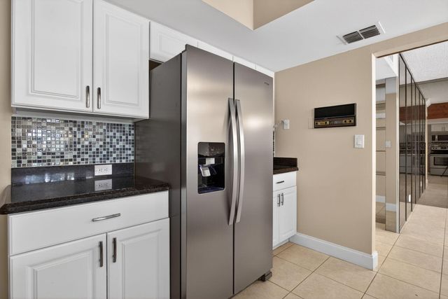 1780 NE 39th Court 901, Pompano Beach, FL 33064