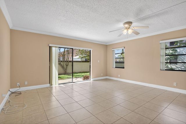 1780 NE 39th Court 901, Pompano Beach, FL 33064