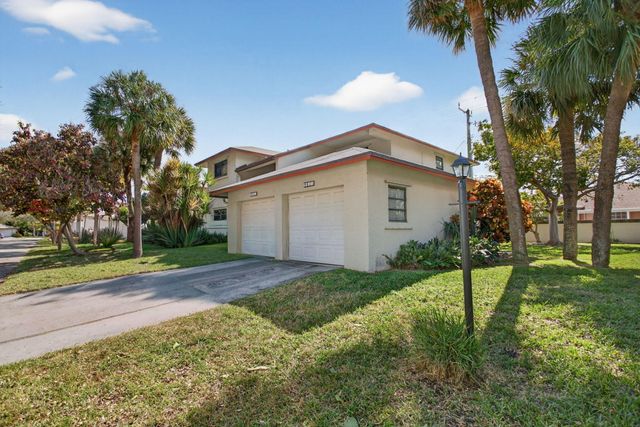 1780 NE 39th Court 901, Pompano Beach, FL 33064