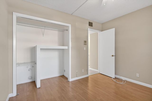 1780 NE 39th Court 901, Pompano Beach, FL 33064