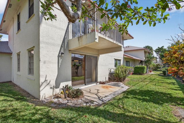 1780 NE 39th Court 901, Pompano Beach, FL 33064