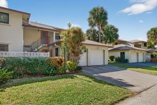 1780 NE 39th Court 901, Pompano Beach, FL 33064