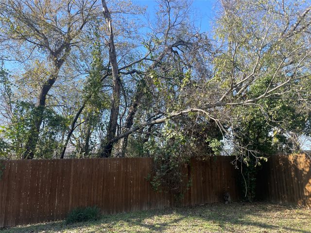 203 Broad Street, Mckinney, TX 75069