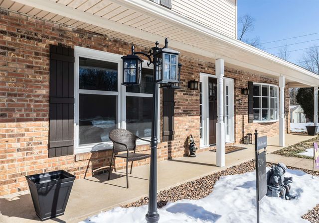 7244 Edgedale Drive, Newburgh, IN 47630