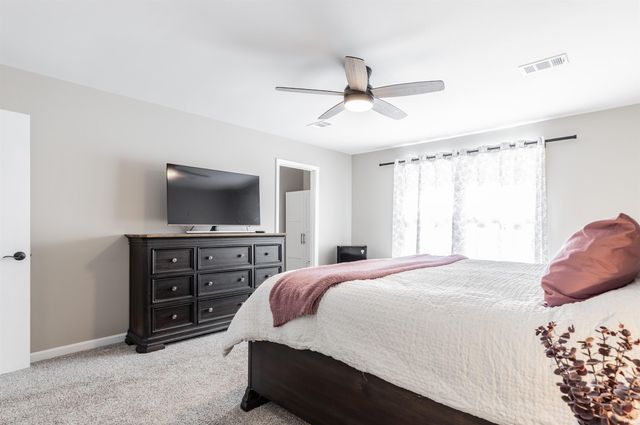 7244 Edgedale Drive, Newburgh, IN 47630