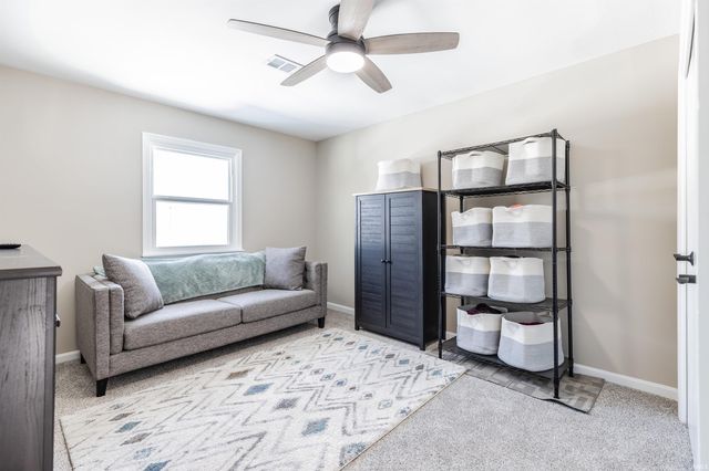 7244 Edgedale Drive, Newburgh, IN 47630