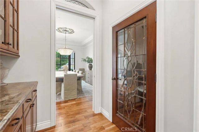 3939 W Robinwood, Visalia, CA 93291