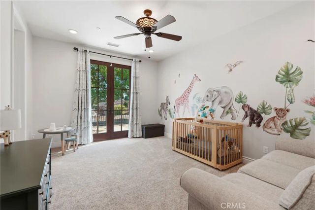 3939 W Robinwood, Visalia, CA 93291