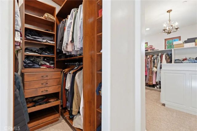 3939 W Robinwood, Visalia, CA 93291