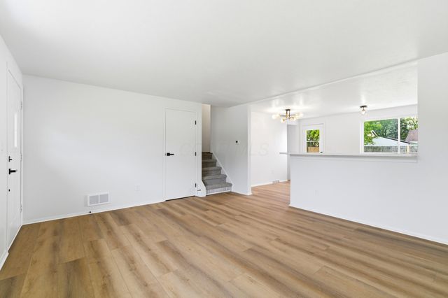 1439 Cranwood Drive, Columbus, OH 43229