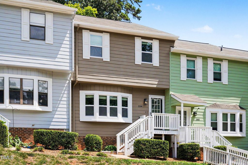 5304 Ridgeloch Place, Raleigh, NC 27612