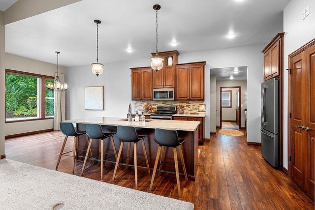 1004 HEYERDAHL HEIGHTS, Hobart, WI 54313