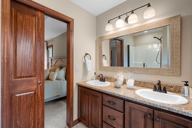 1004 HEYERDAHL HEIGHTS, Hobart, WI 54313