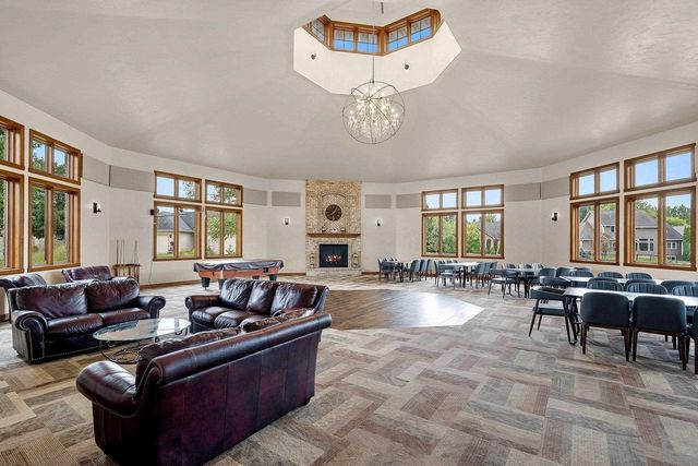 1004 HEYERDAHL HEIGHTS, Hobart, WI 54313