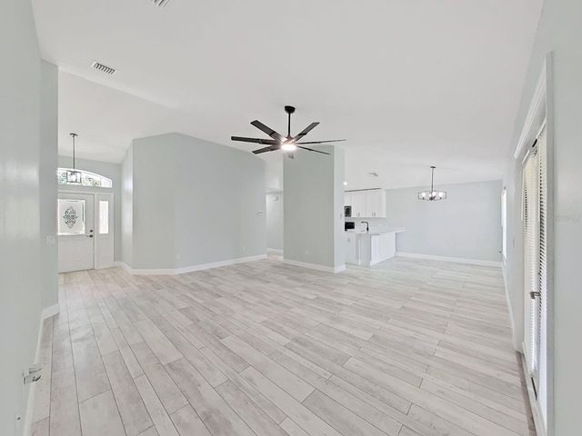 1025 LAKE AVOCA PLACE, Tarpon Springs, FL 34689