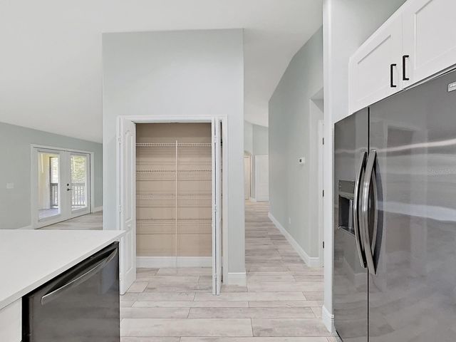 1025 LAKE AVOCA PLACE, Tarpon Springs, FL 34689