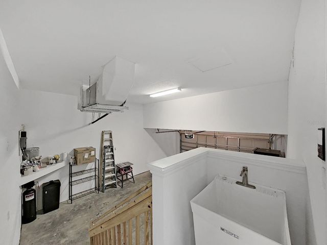 1025 LAKE AVOCA PLACE, Tarpon Springs, FL 34689