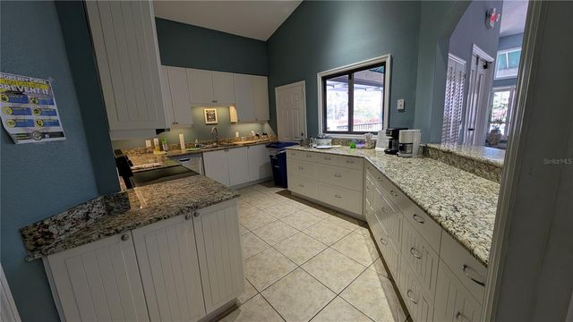 1025 LAKE AVOCA PLACE, Tarpon Springs, FL 34689