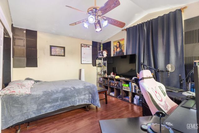 9703 touchstone dr, Bakersfield, CA 93311