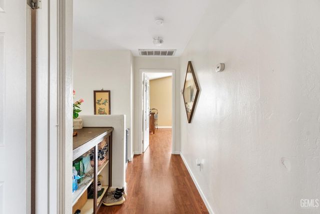 9703 touchstone dr, Bakersfield, CA 93311