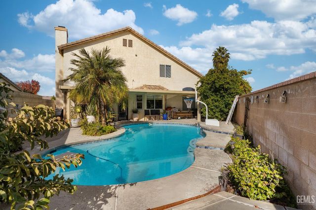 9703 touchstone dr, Bakersfield, CA 93311