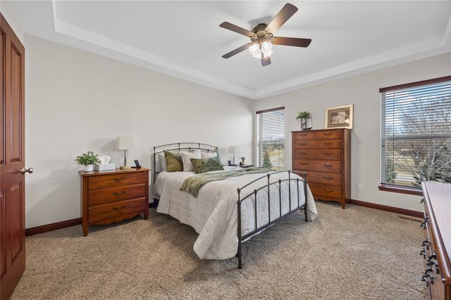 804 Palmyra Drive NE, Cedar Rapids, IA 52402