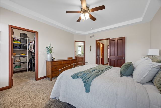 804 Palmyra Drive NE, Cedar Rapids, IA 52402