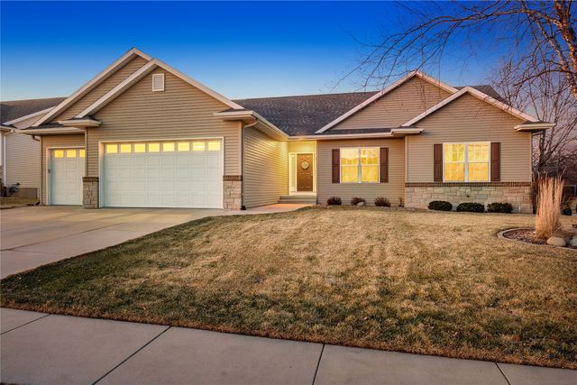 804 Palmyra Drive NE, Cedar Rapids, IA 52402