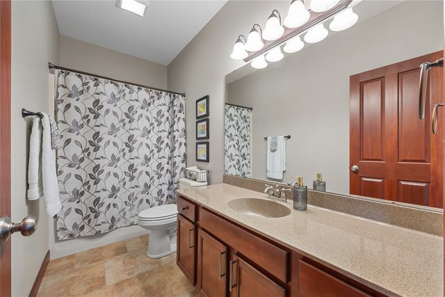 804 Palmyra Drive NE, Cedar Rapids, IA 52402