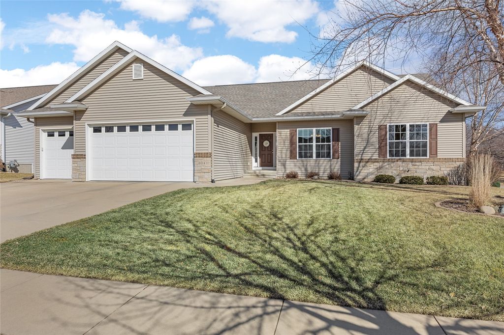 804 Palmyra Drive NE, Cedar Rapids, IA 52402