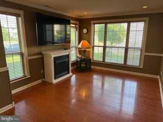 11 WOODRUSH CT, Delran, NJ 08075