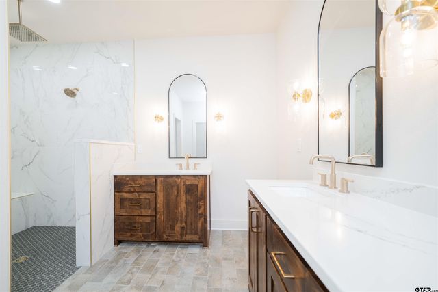 284 Ron Boyett, White Oak, TX 75693