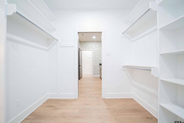 284 Ron Boyett, White Oak, TX 75693