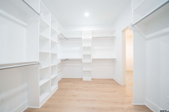 284 Ron Boyett, White Oak, TX 75693