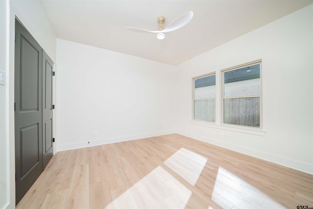 284 Ron Boyett, White Oak, TX 75693