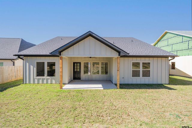284 Ron Boyett, White Oak, TX 75693